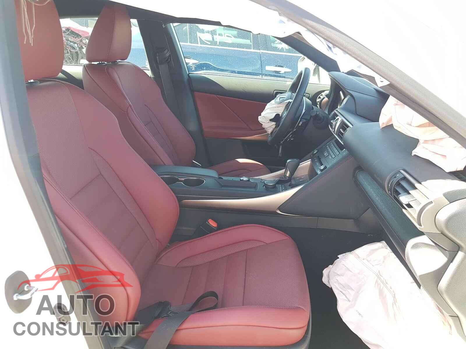 LEXUS IS 2020 - JTHGA1D21L5107125