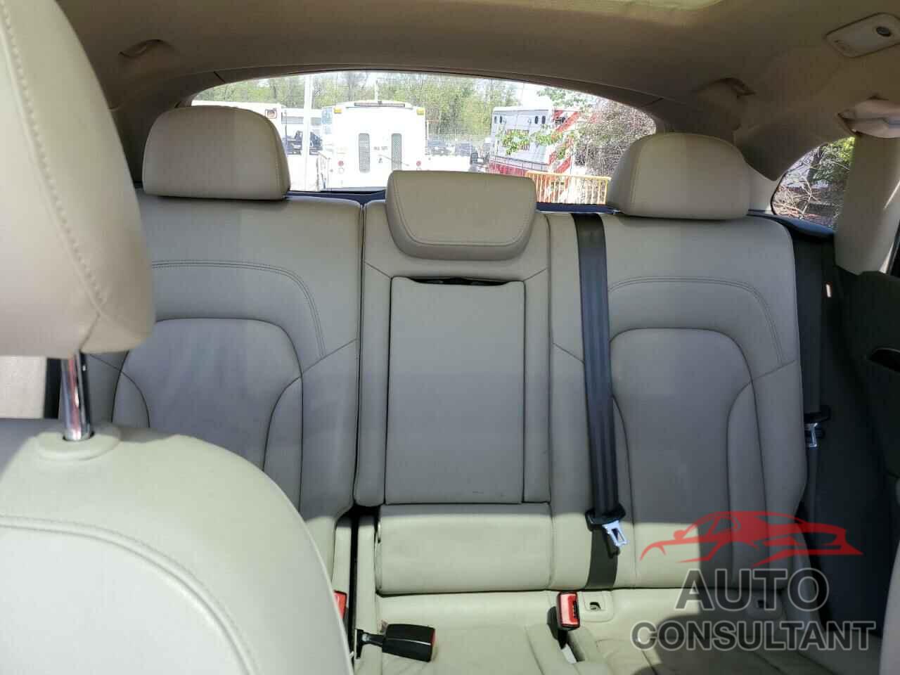 AUDI Q5 2012 - WA1CFAFP5CA036832