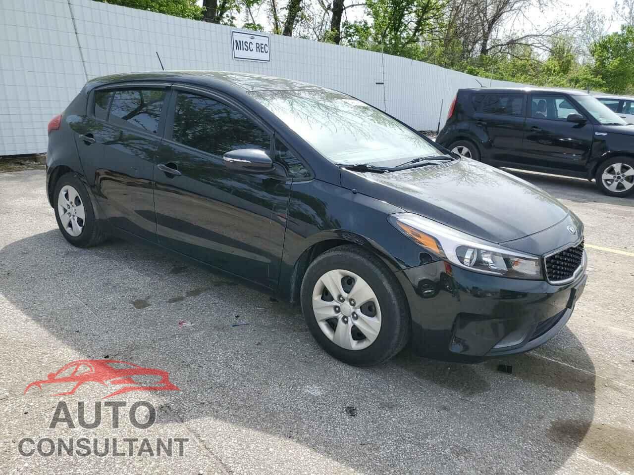 KIA FORTE 2017 - KNAFK5A87H5673000