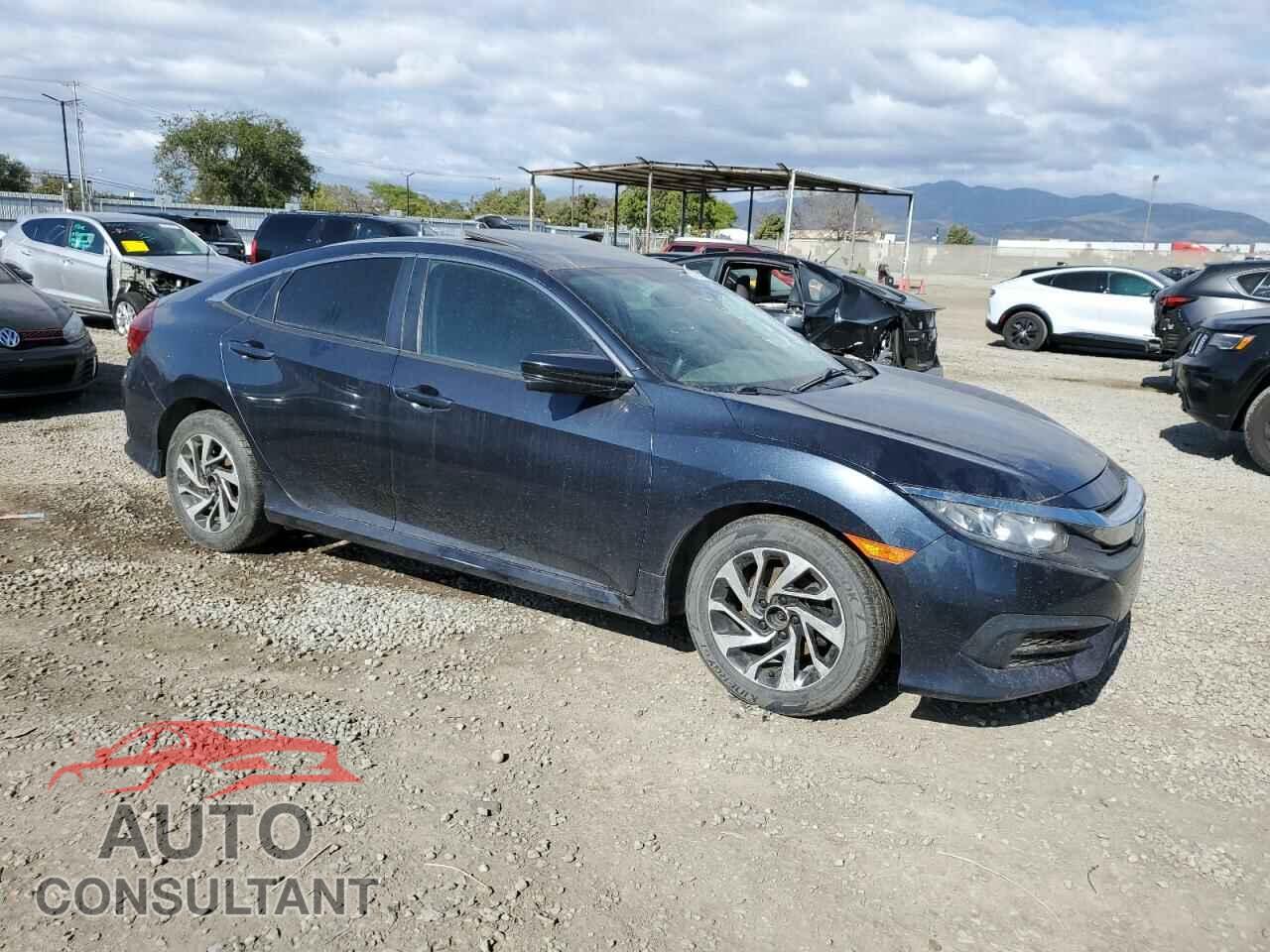 HONDA CIVIC 2017 - 19XFC2F78HE229613