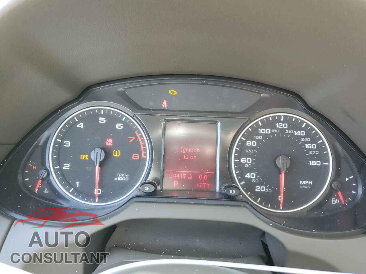 AUDI Q5 2010 - WA1LKAFP3AA013249