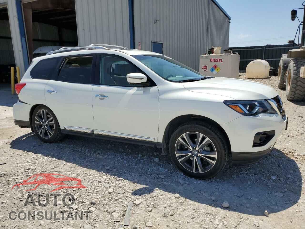 NISSAN PATHFINDER 2017 - 5N1DR2MM3HC694236