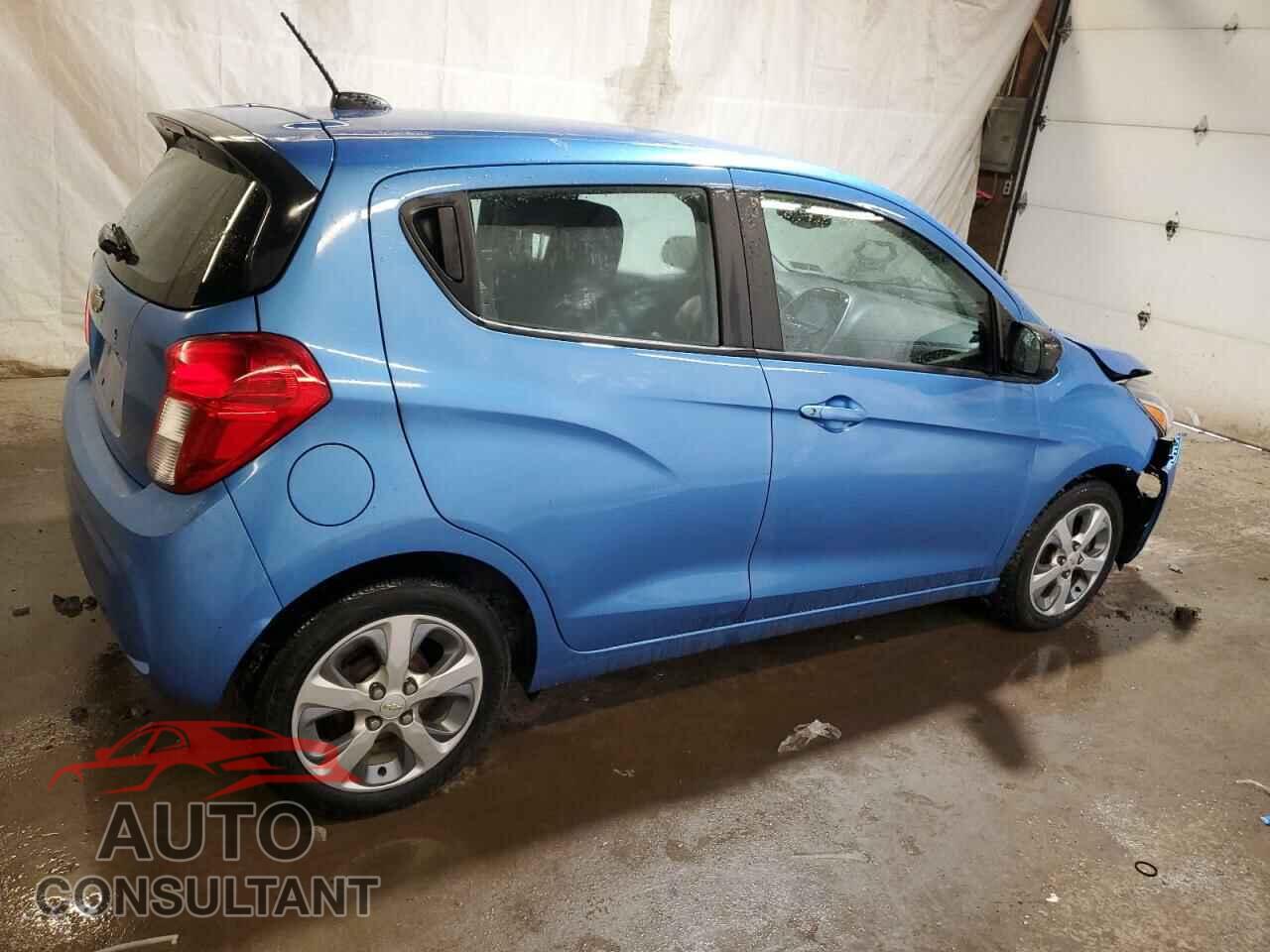 CHEVROLET SPARK 2017 - KL8CB6SA1HC753782