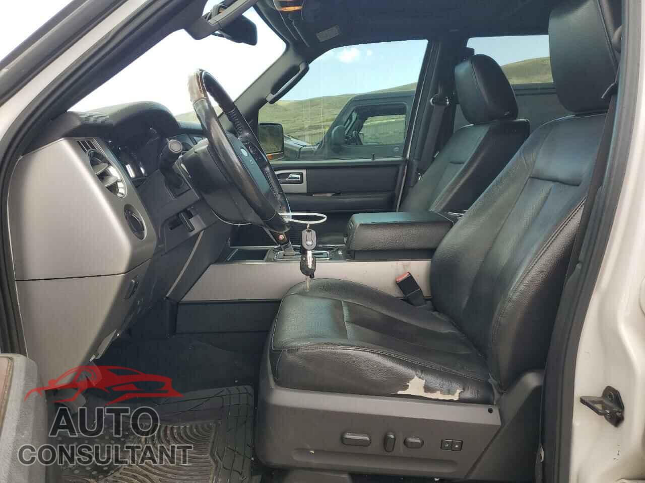 FORD EXPEDITION 2010 - 1FMJU2A52AEA76138