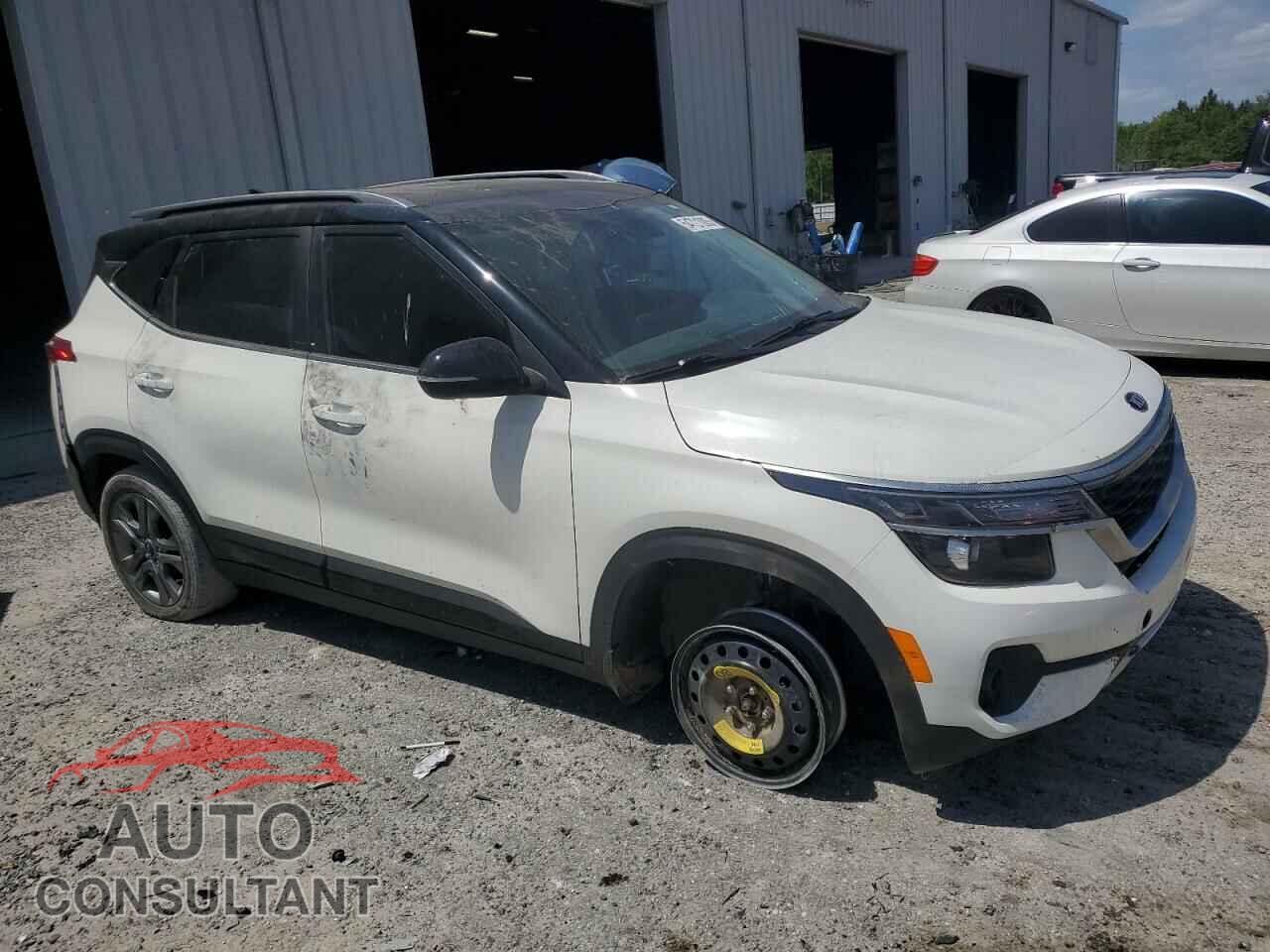 KIA SELTOS 2021 - KNDEU2AA2M7140044