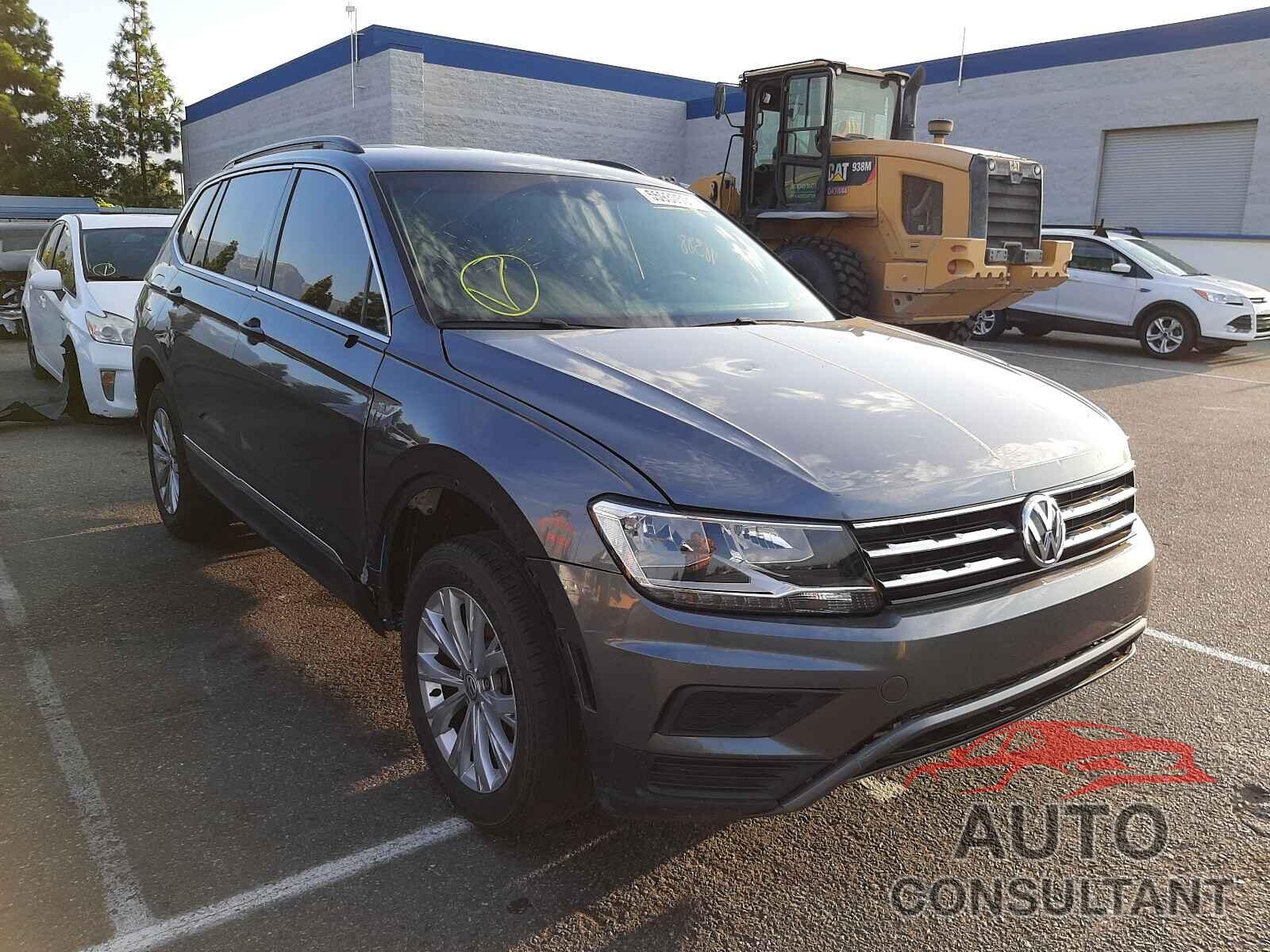 VOLKSWAGEN TIGUAN 2018 - 3VV3B7AX5JM013662