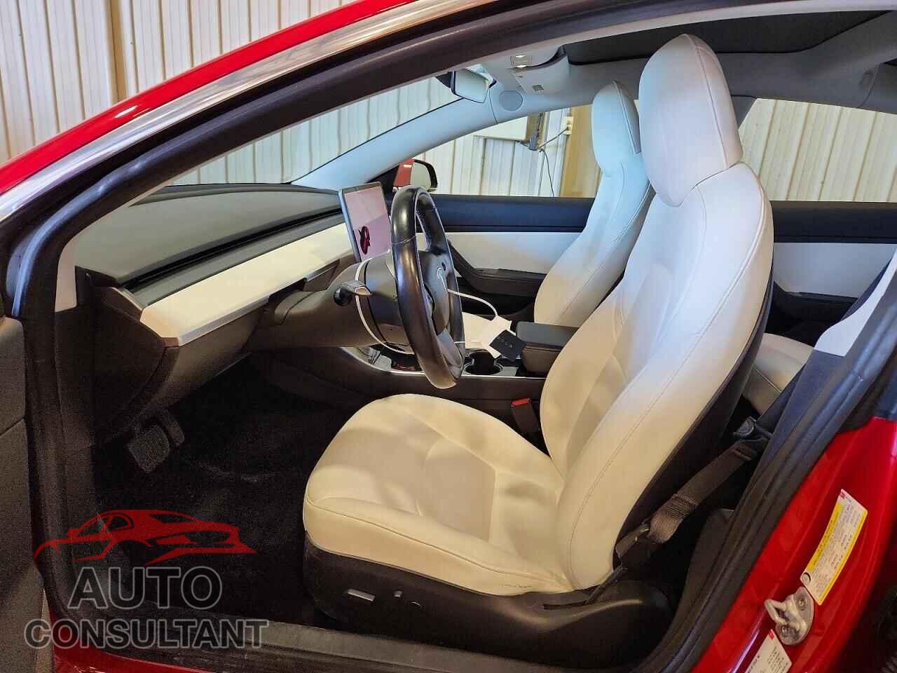 TESLA MODEL 3 2018 - 5YJ3E1EB4JF075169