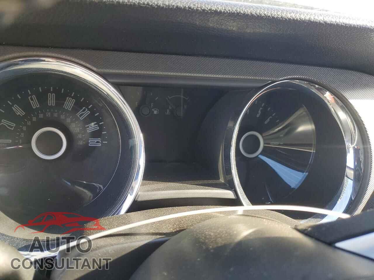 FORD MUSTANG 2014 - 1ZVBP8AM9E5275233