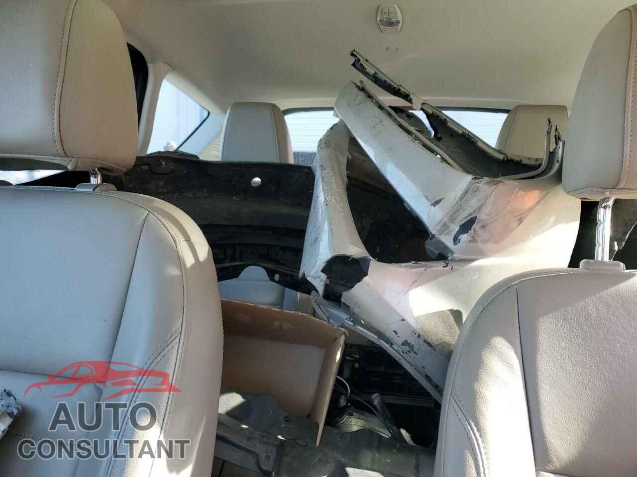 FORD CMAX 2015 - 1FADP5BU7FL116156