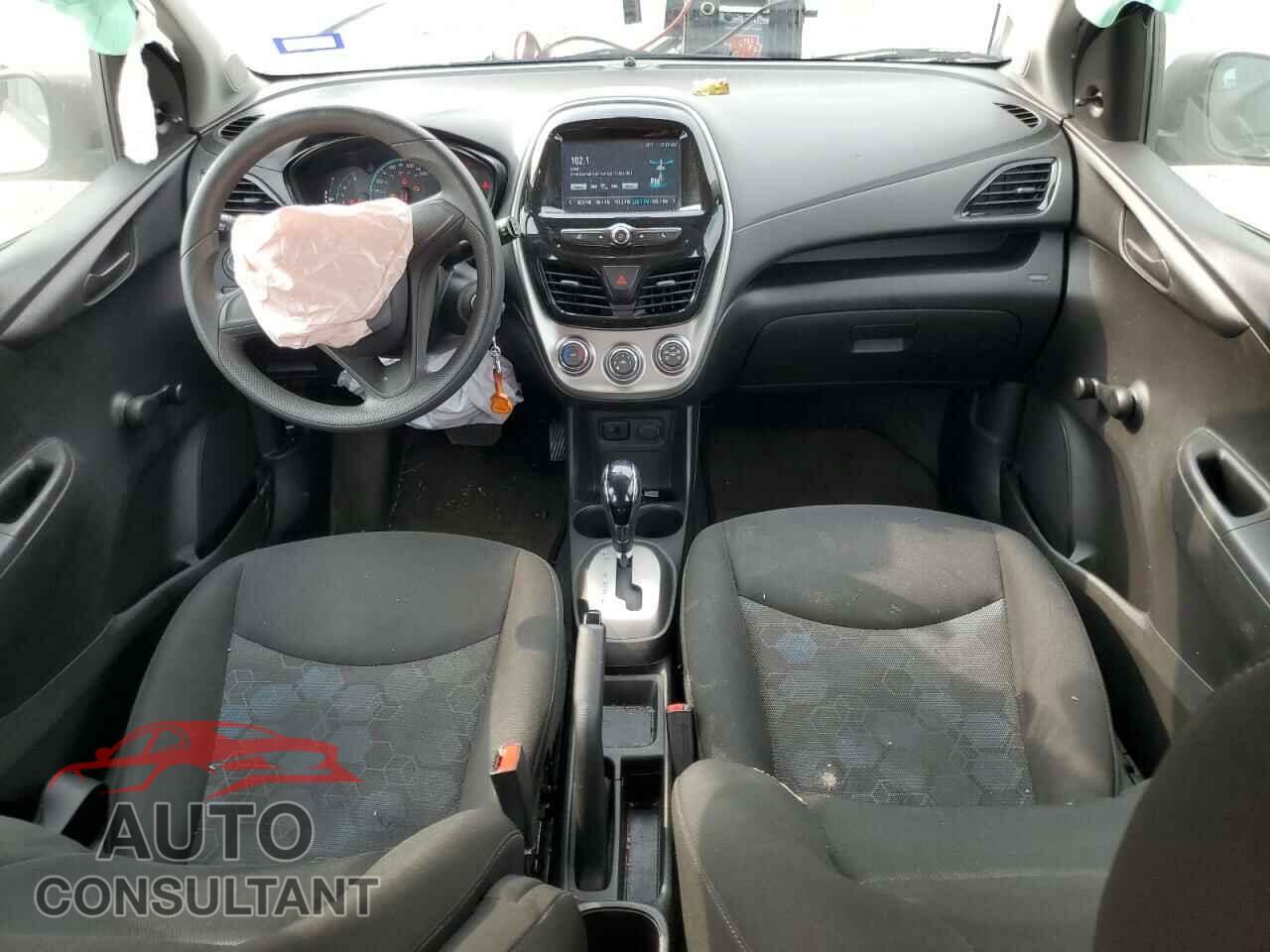 CHEVROLET SPARK 2017 - KL8CB6SA8HC766965