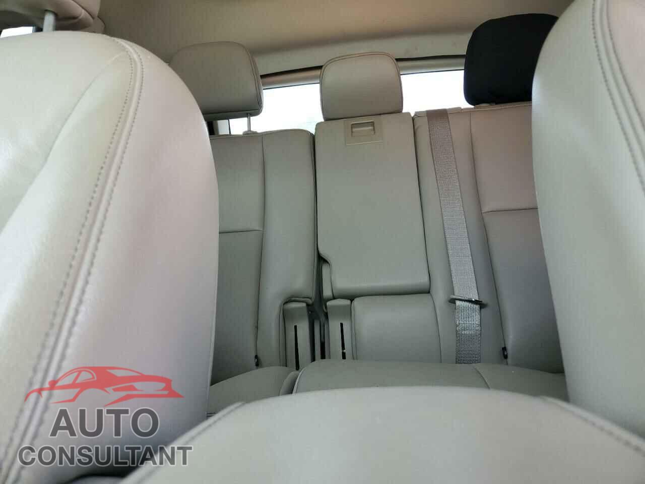 FORD EDGE 2011 - 2FMDK3KC5BBB50025