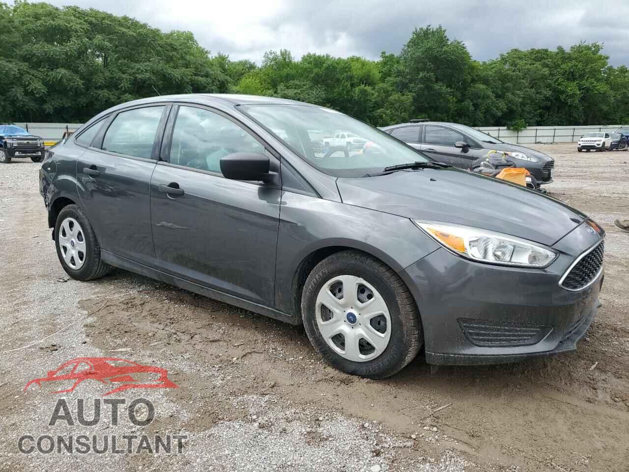 FORD FOCUS 2017 - 1FADP3E24HL222565