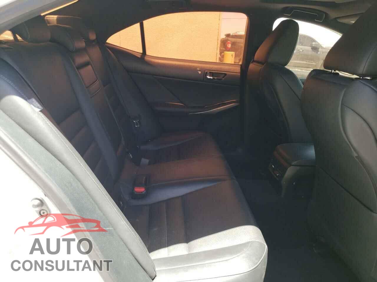 LEXUS IS 2016 - JTHBA1D20G5009669
