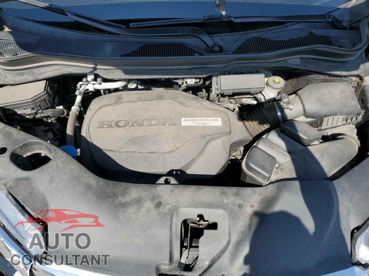 HONDA PILOT 2017 - 5FNYF5H5XHB045409