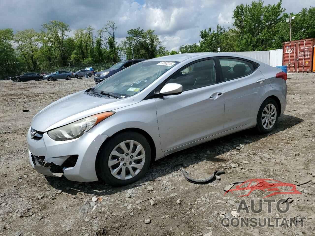 HYUNDAI ELANTRA 2012 - 5NPDH4AE7CH070713