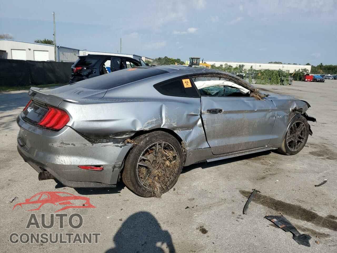 FORD MUSTANG 2020 - 1FA6P8CF9L5129534
