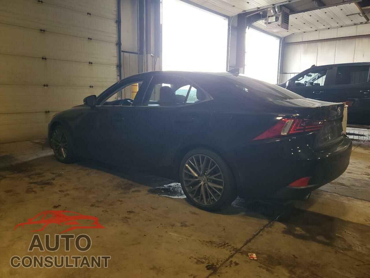 LEXUS IS 2016 - JTHBA1D27G5008387