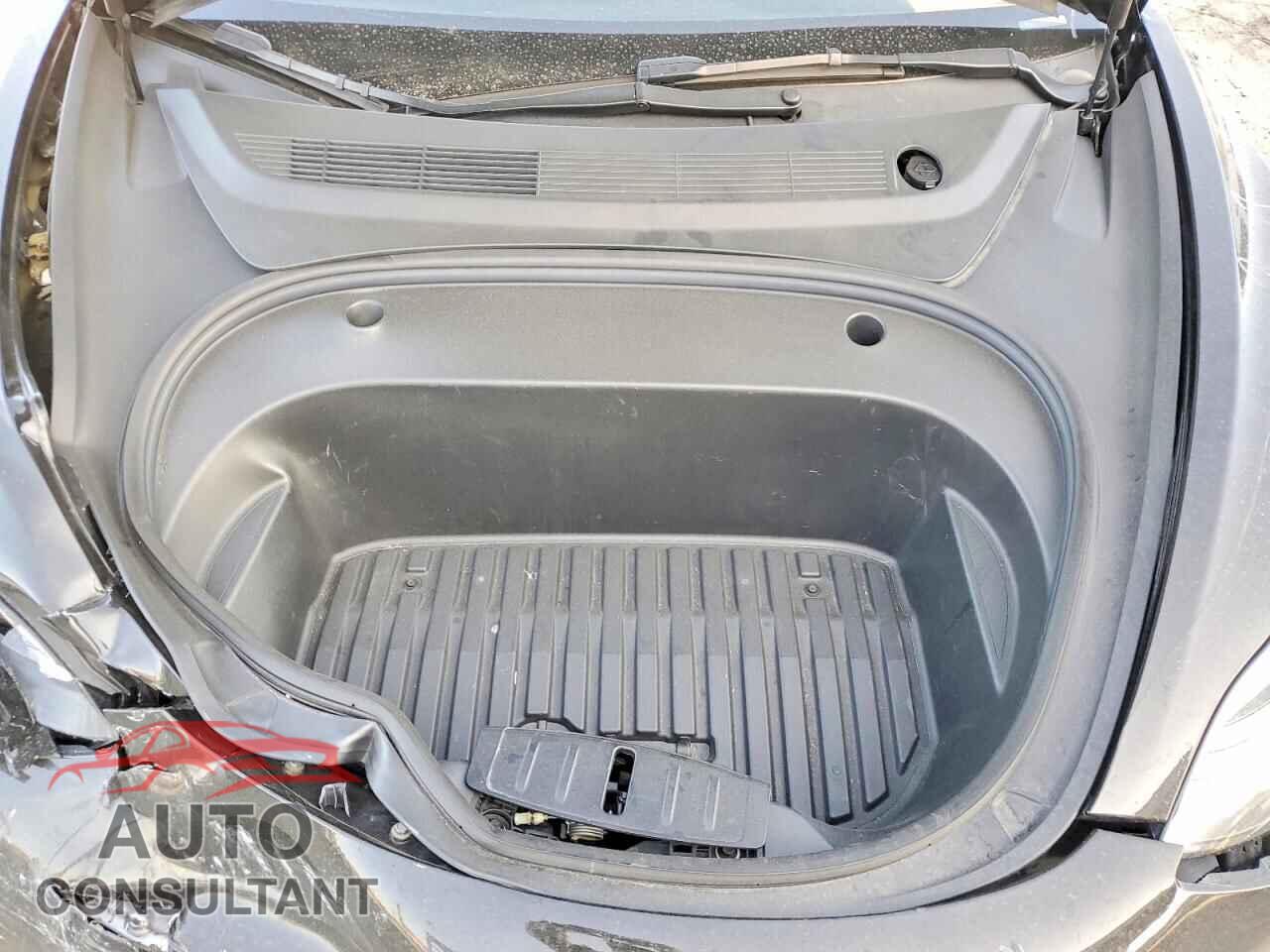 TESLA MODEL 3 2021 - 5YJ3E1EA6MF095905