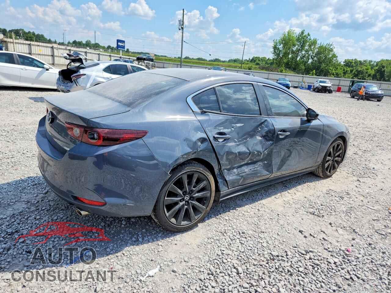 MAZDA 3 2023 - 3MZBPACM4PM363477