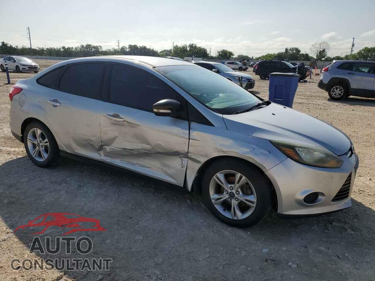 FORD FOCUS 2014 - 1FADP3F26EL348758