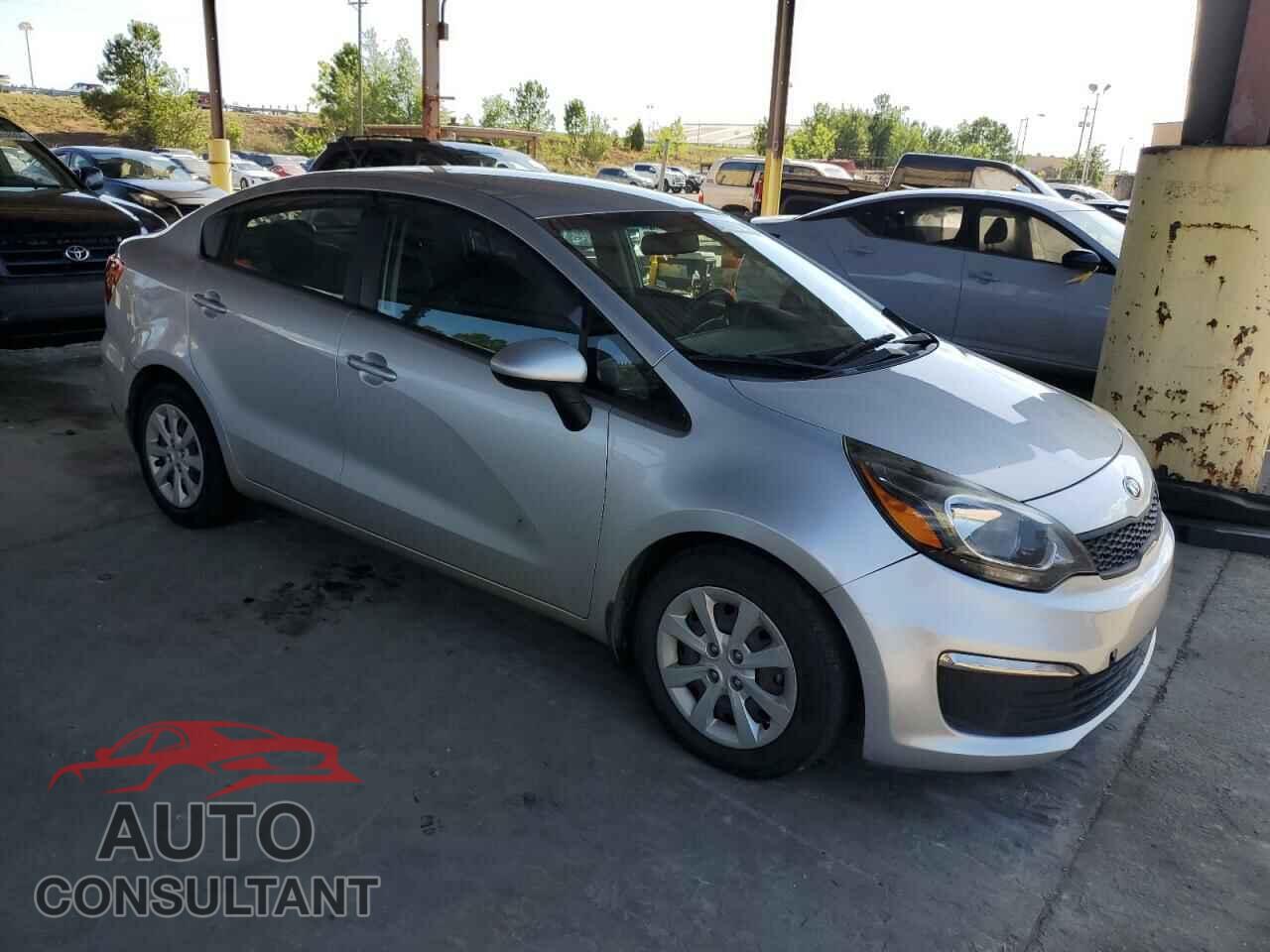 KIA RIO 2017 - KNADM4A39H6014619
