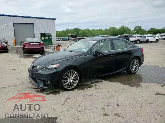 LEXUS IS 2014 - JTHCF1D21E5000577