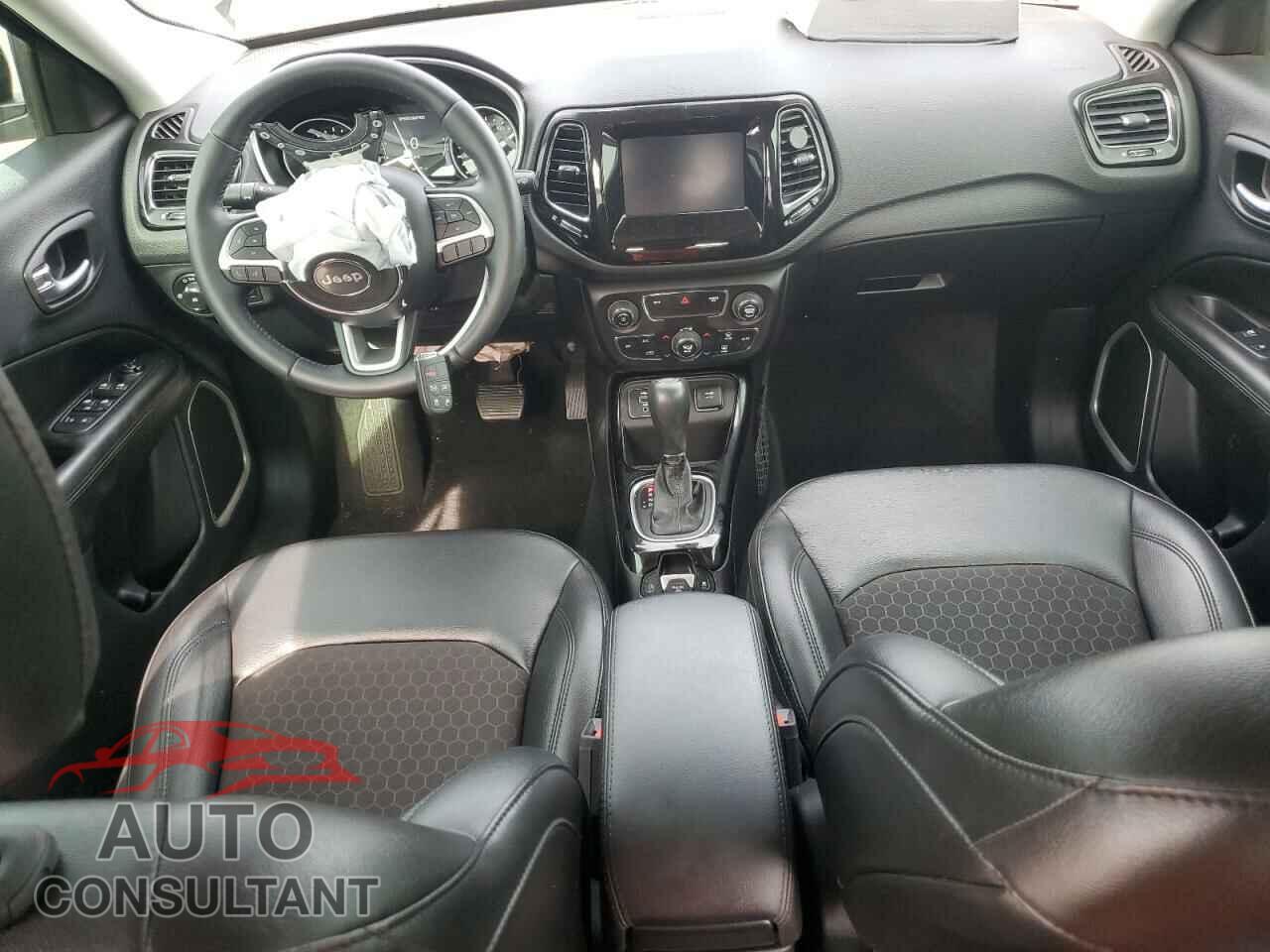 JEEP COMPASS 2019 - 3C4NJCBB0KT699476