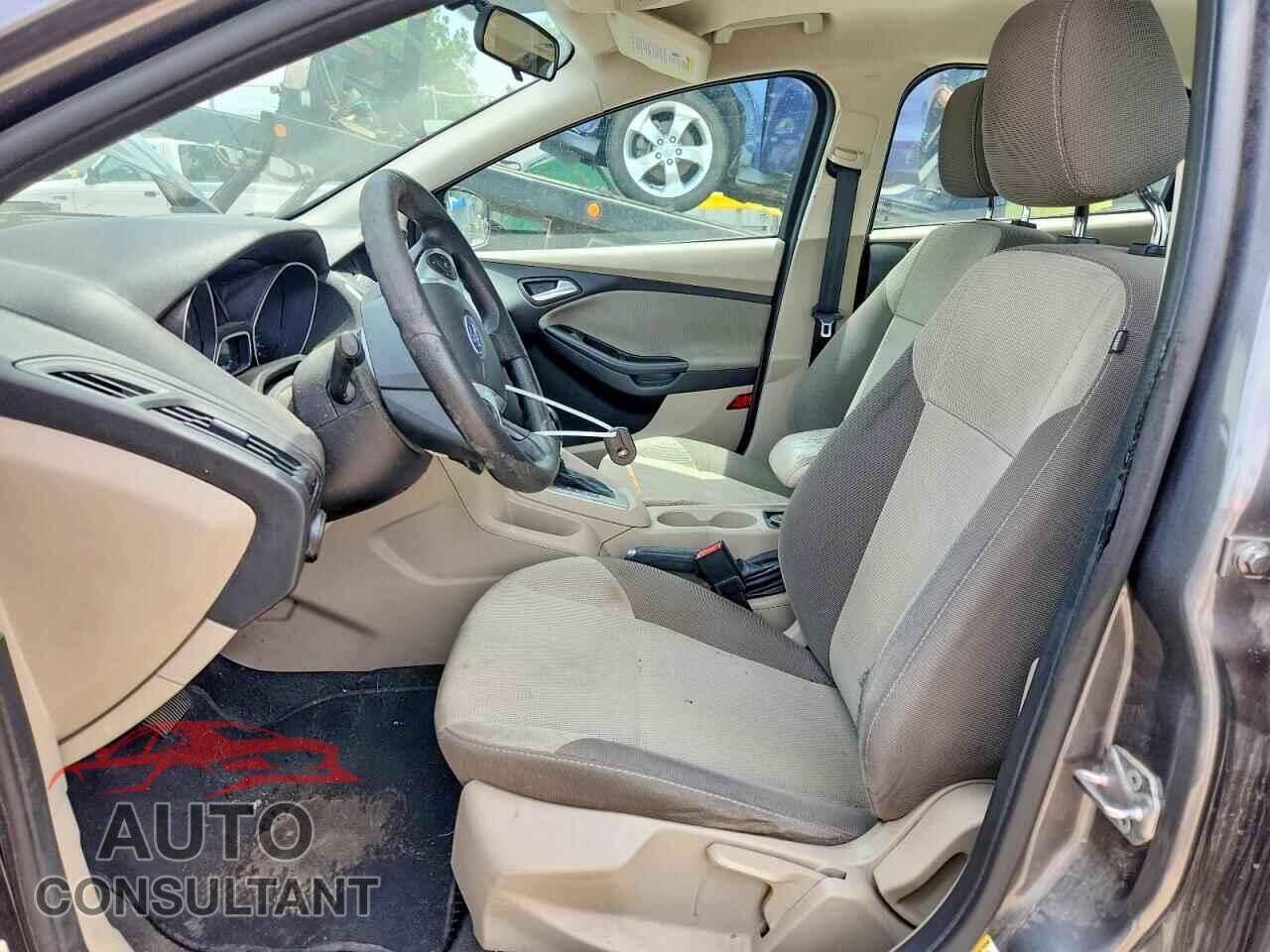 FORD FOCUS 2012 - 1FAHP3F23CL313254