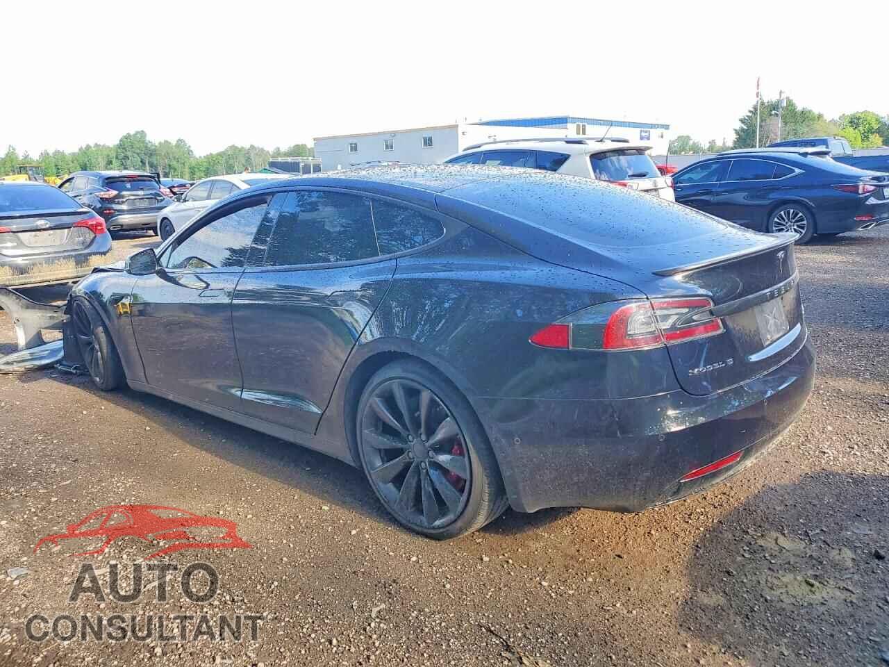 TESLA MODEL S 2017 - 5YJSA1E4XHF187137