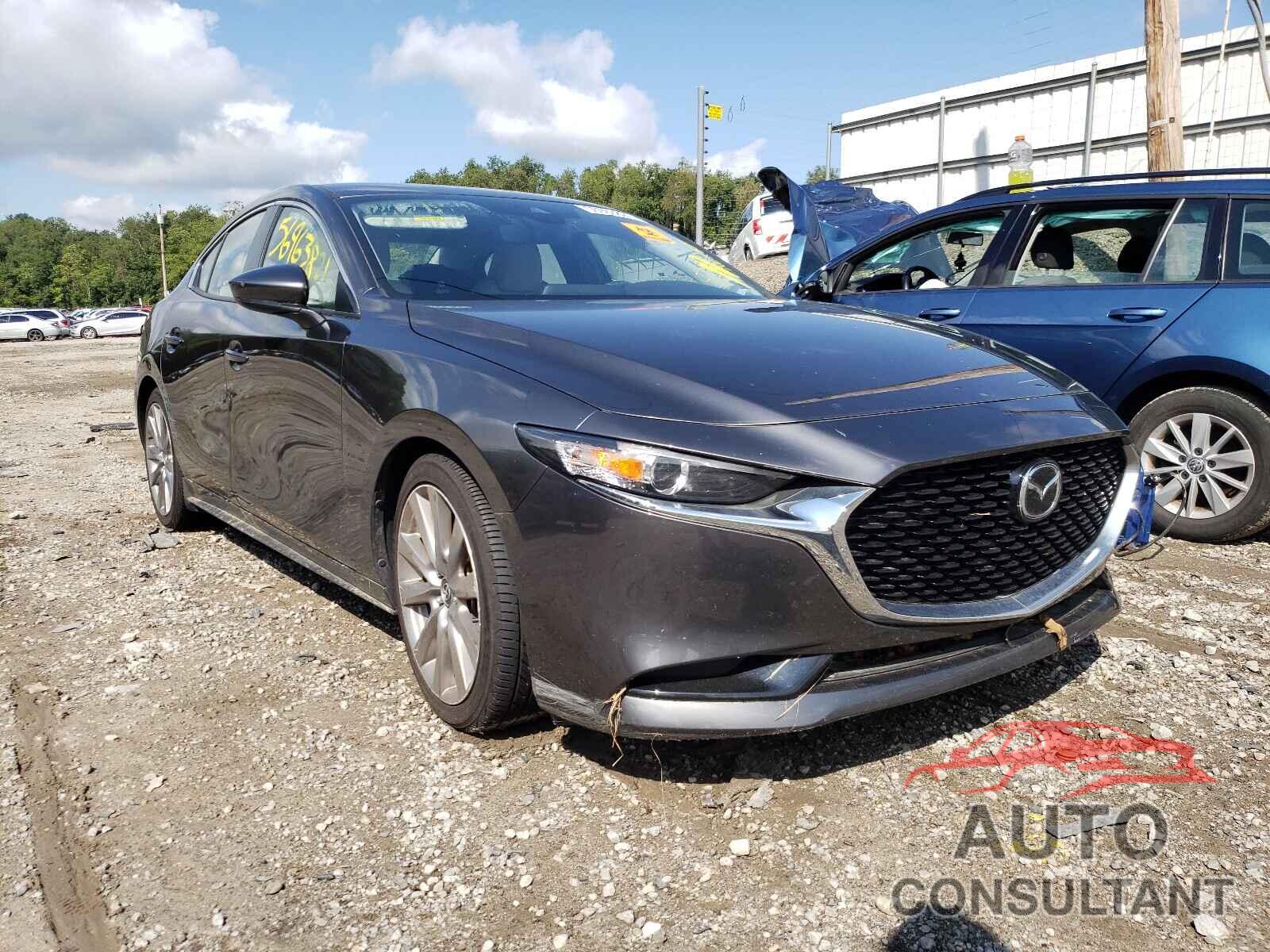 MAZDA 3 2019 - JM1BPBAMXK1118653