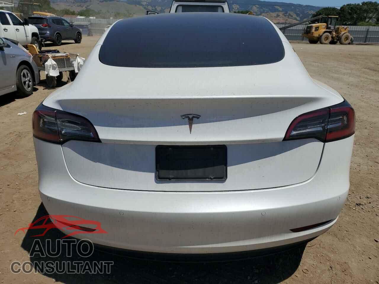 TESLA MODEL 3 2021 - 5YJ3E1EA3MF074879