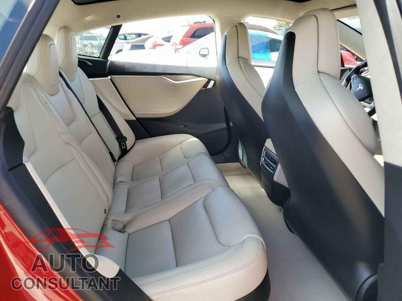 TESLA MODEL S 2017 - 5YJSA1E18HF215359