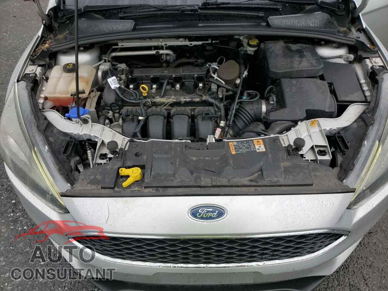 FORD FOCUS 2015 - 1FADP3F20FL214085