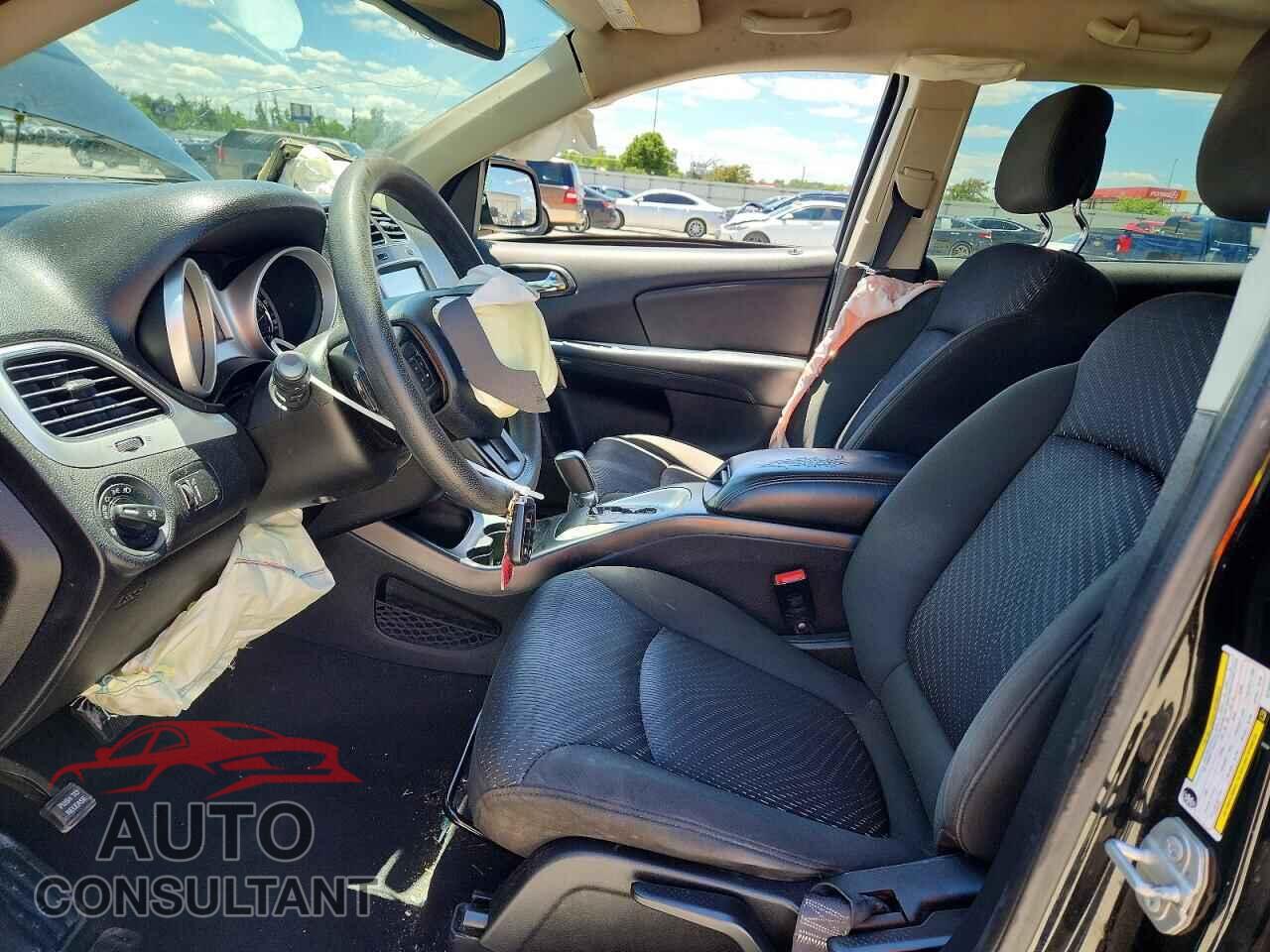 DODGE JOURNEY 2019 - 3C4PDCBB2KT758317