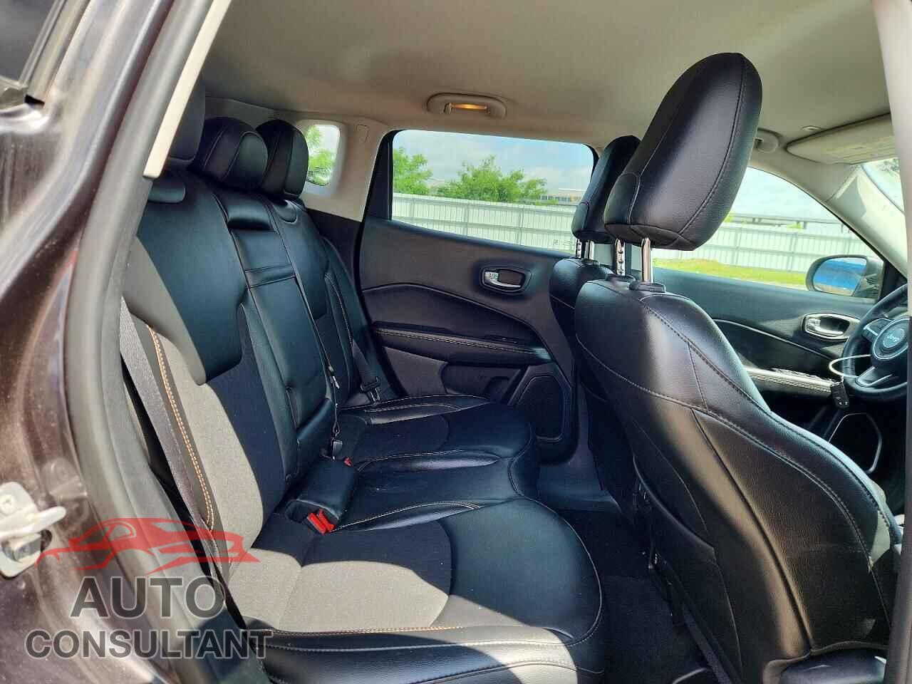 JEEP COMPASS 2019 - 3C4NJDBB3KT593366