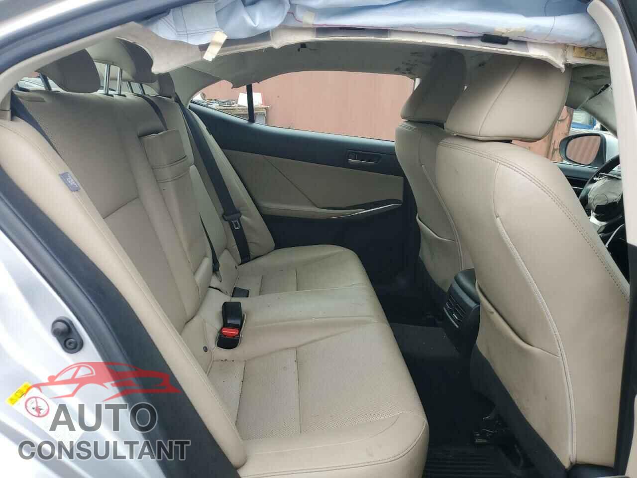 LEXUS IS 2017 - JTHBA1D20H5051048
