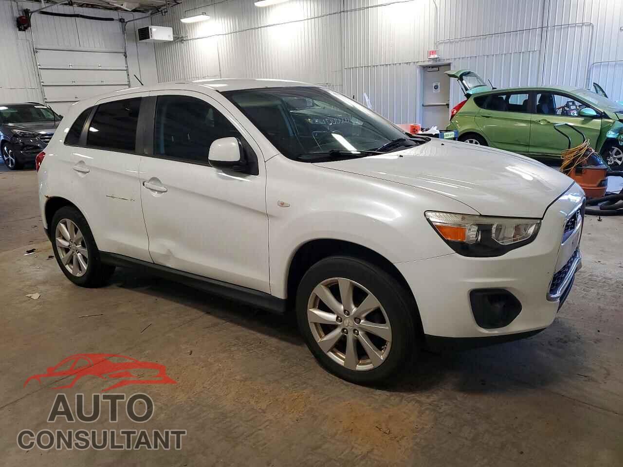 MITSUBISHI OUTLANDER 2015 - 4A4AR3AUXFE004591