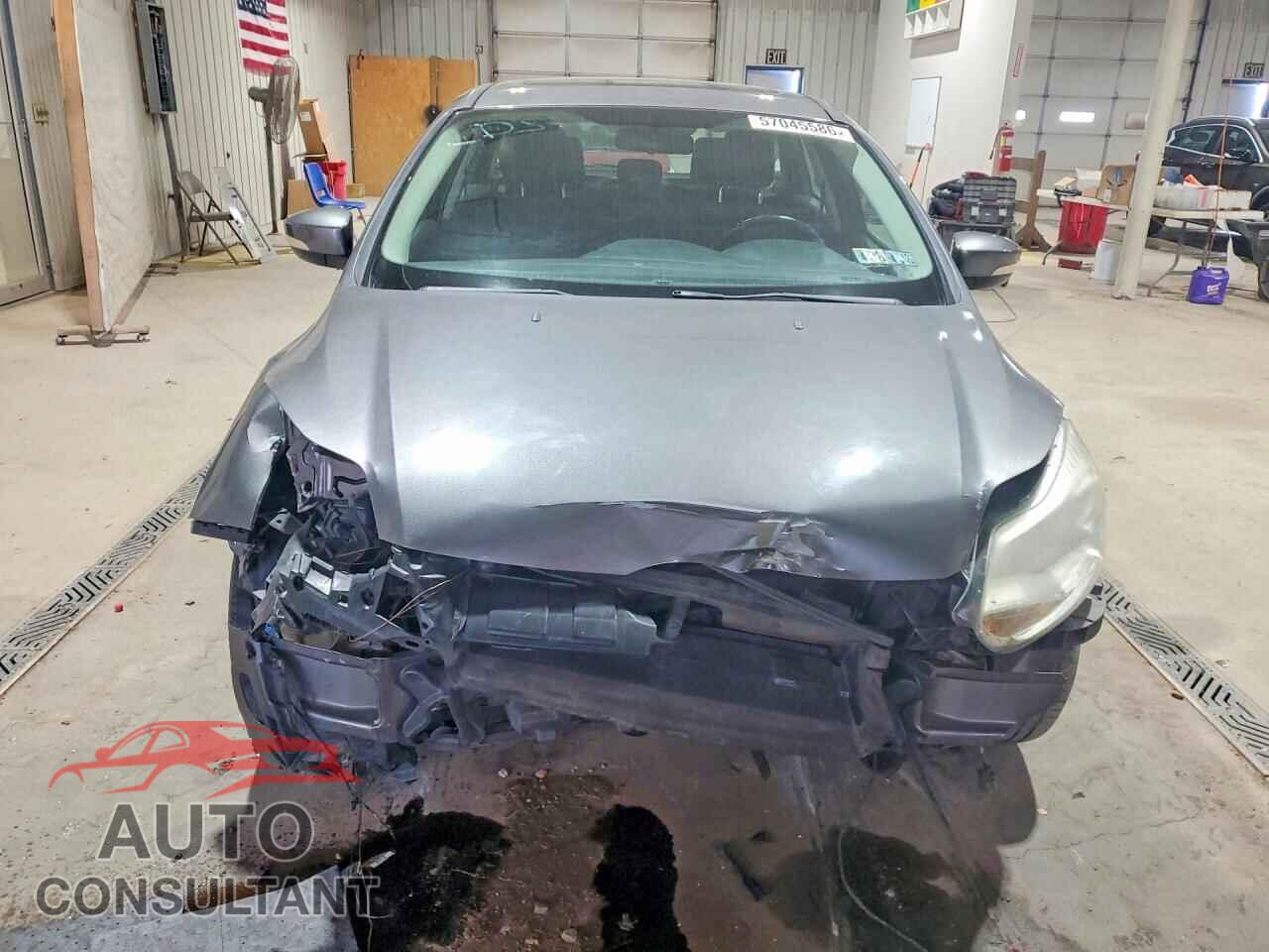 FORD FOCUS 2012 - 1FAHP3M22CL210636