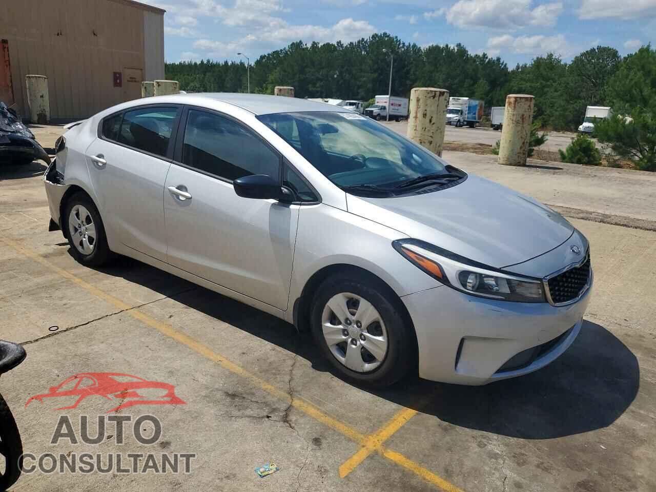 KIA FORTE 2017 - 3KPFK4A72HE098247