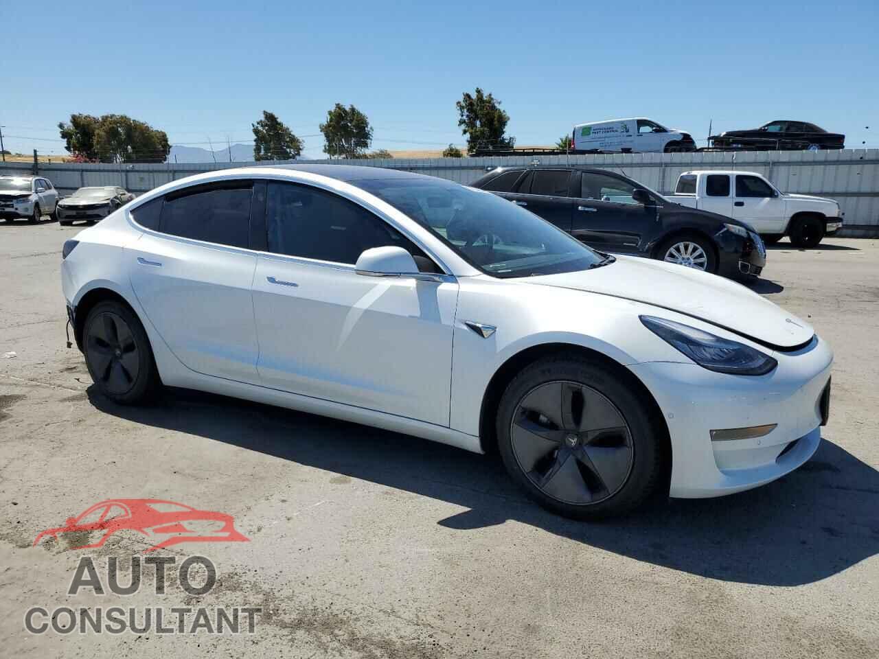 TESLA MODEL 3 2018 - 5YJ3E1EA9JF162119