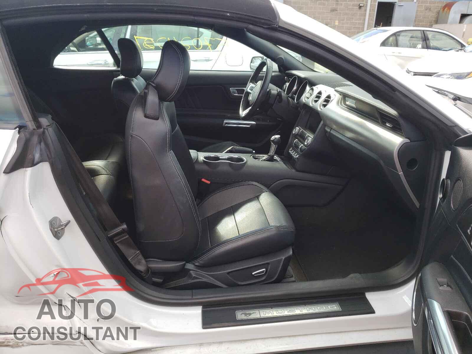 FORD MUSTANG 2018 - 1FATP8UH4J5111149