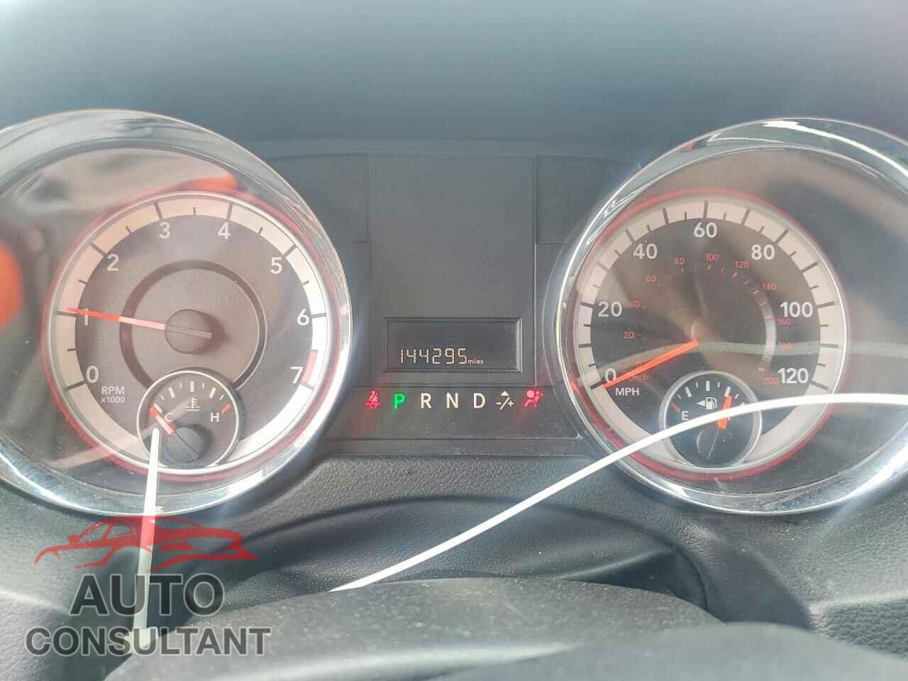 DODGE CARAVAN 2013 - 2C4RDGBG0DR572065