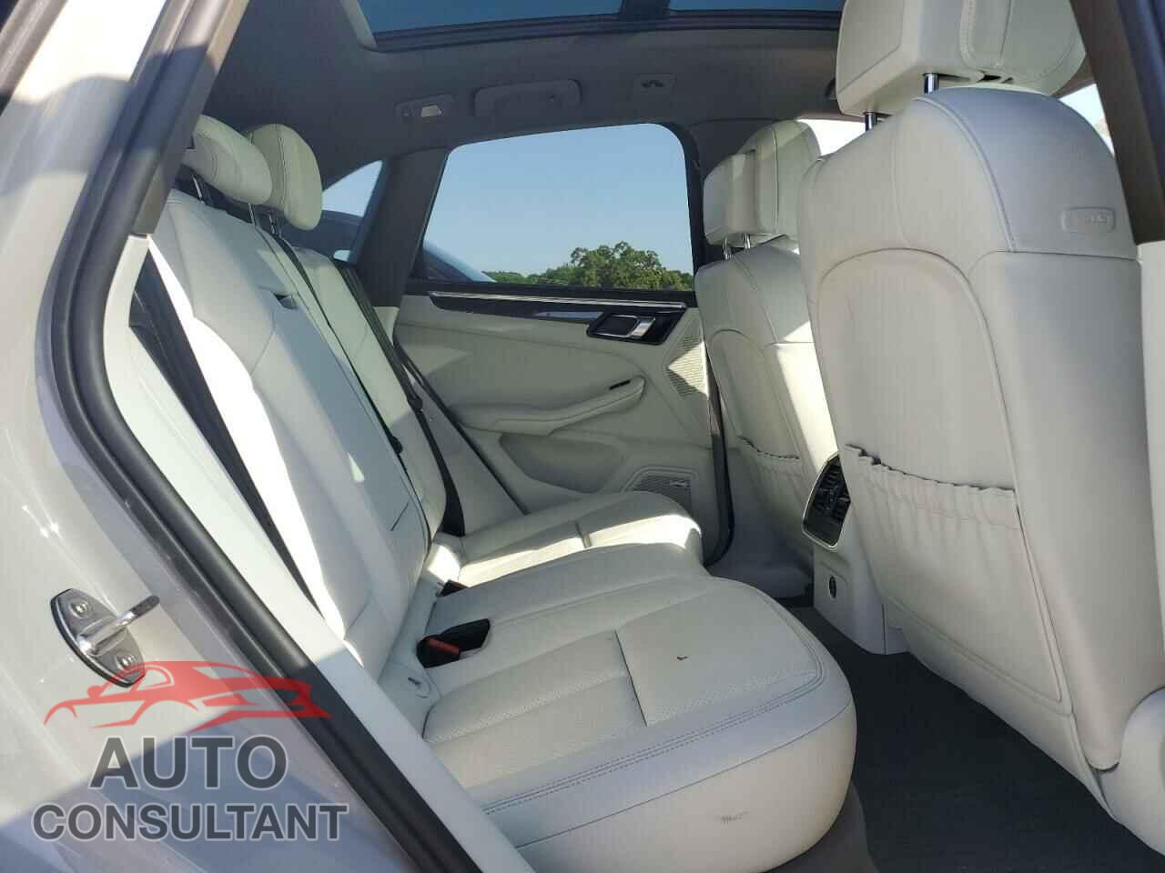 PORSCHE MACAN 2021 - WP1AB2A56MLB35412