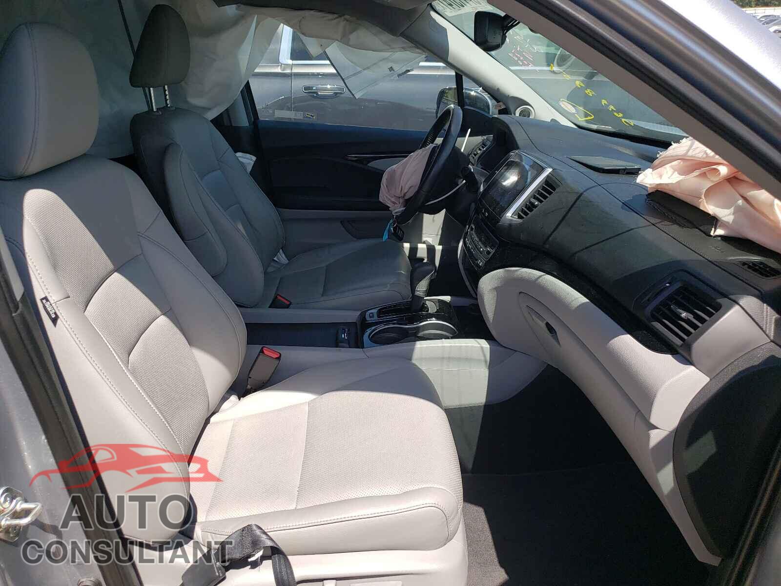 HONDA RIDGELINE 2019 - 5FPYK3F72KB033757