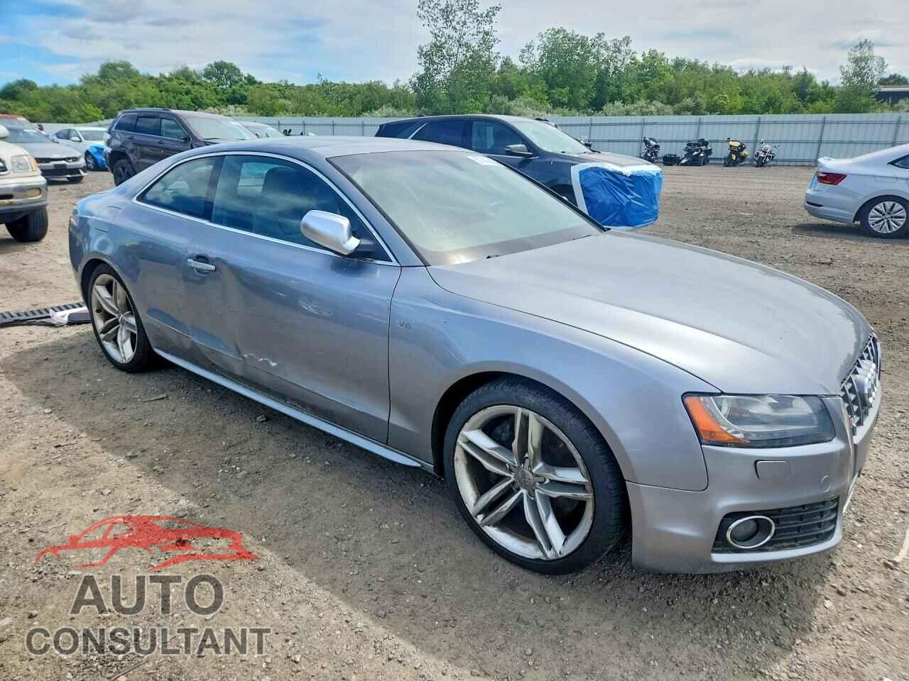 AUDI S5/RS5 2010 - WAUVVAFR1AA007700
