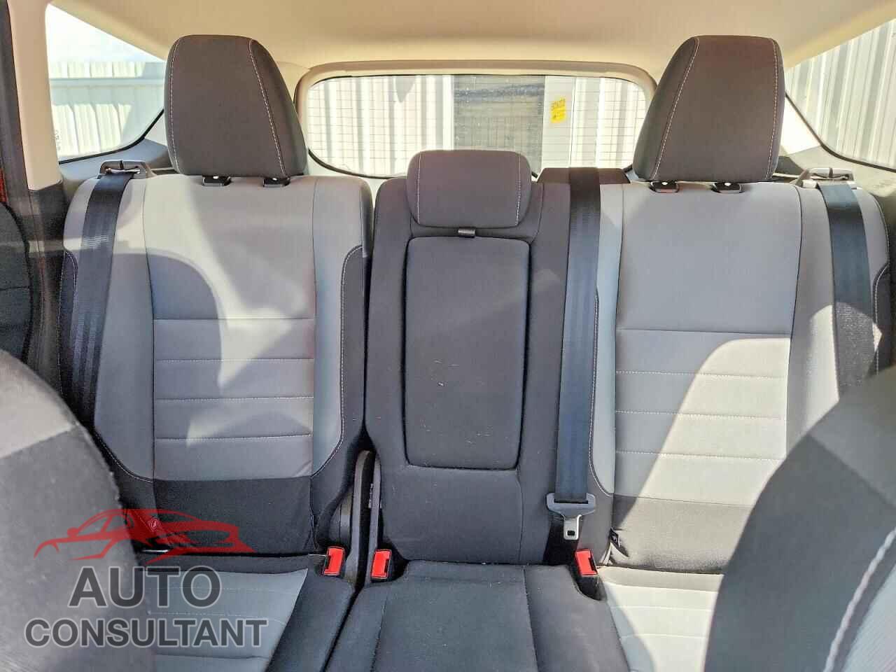 FORD ESCAPE 2016 - 1FMCU9GX5GUA11101