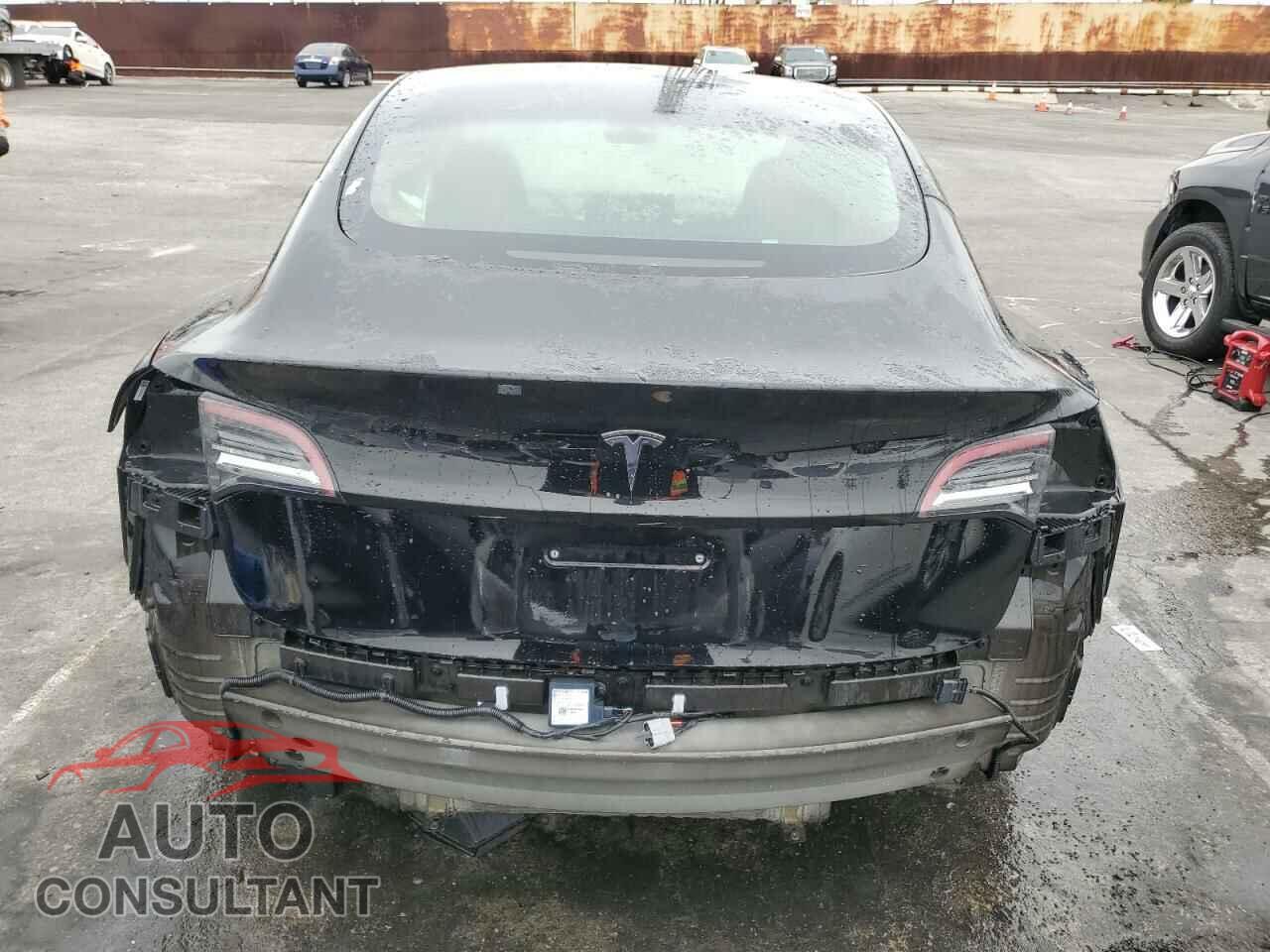 TESLA MODEL 3 2022 - 5YJ3E1EA4NF290502