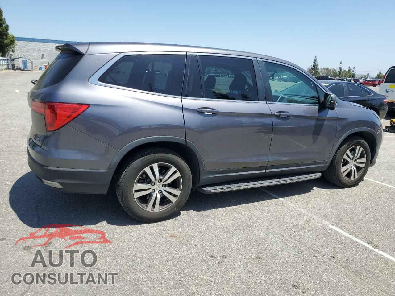 HONDA PILOT 2017 - 5FNYF5H52HB026210