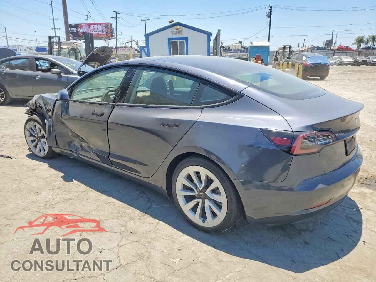 TESLA MODEL 3 2022 - 5YJ3E1EA9NF296702