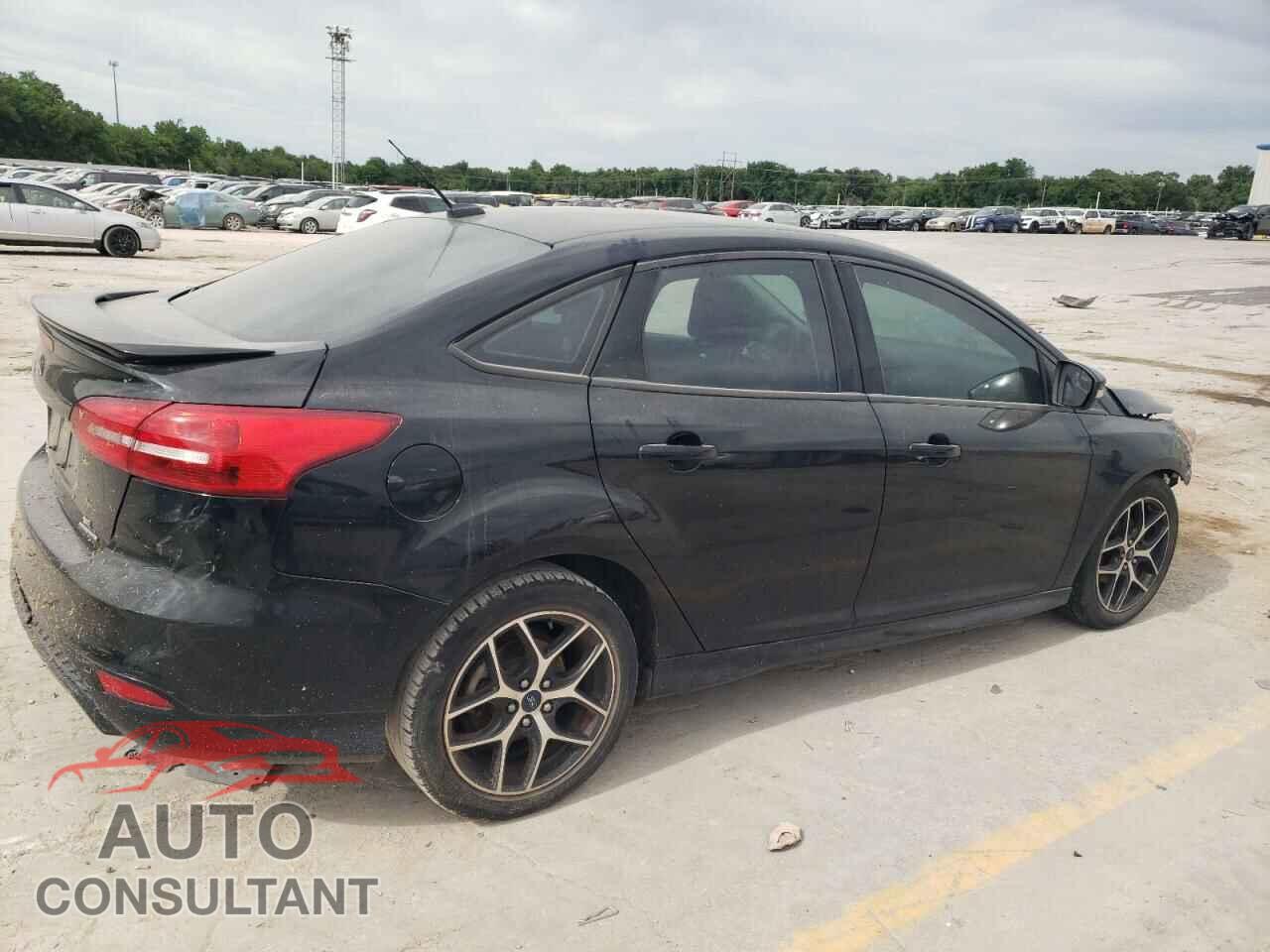 FORD FOCUS 2016 - 1FADP3F21GL393559